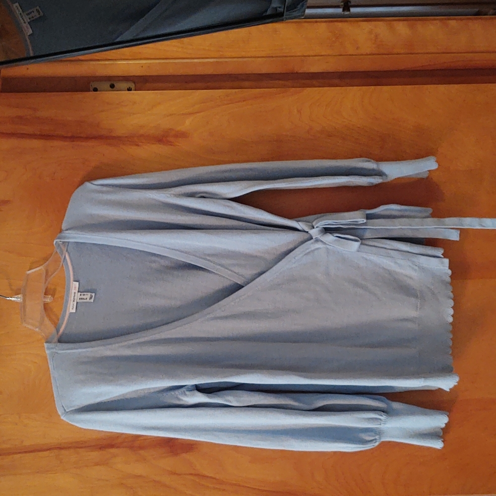 Women's sweater